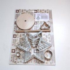 Sada vykrajovaček - stromeček (13,5 cm)