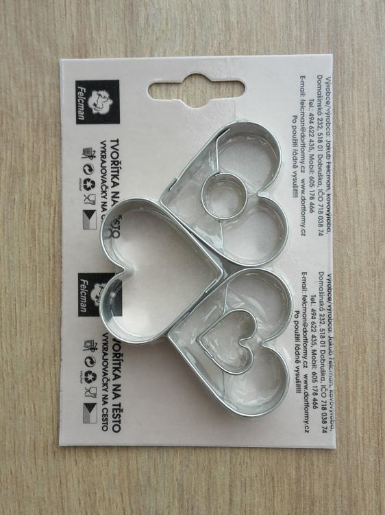 Sada 3 ks srdíček - se středy (4 cm)
