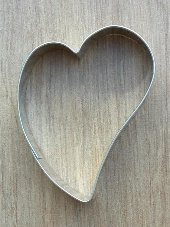 Srdce křivé (malé, 6,5 x 5,5 cm)