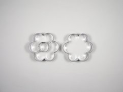 Sada vykrajovátek – Kytička velká (5 cm)